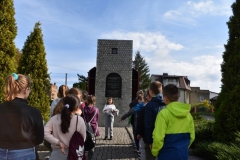pomnik-3